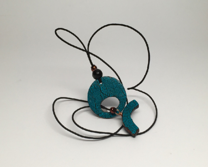 Turquoise Crackle Polymer Hair Tie